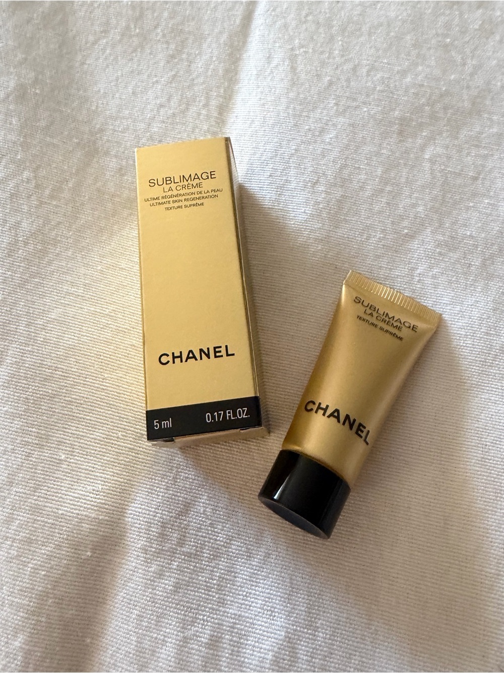 CHANEL Sublimage La Crème - Gold & Black Mini